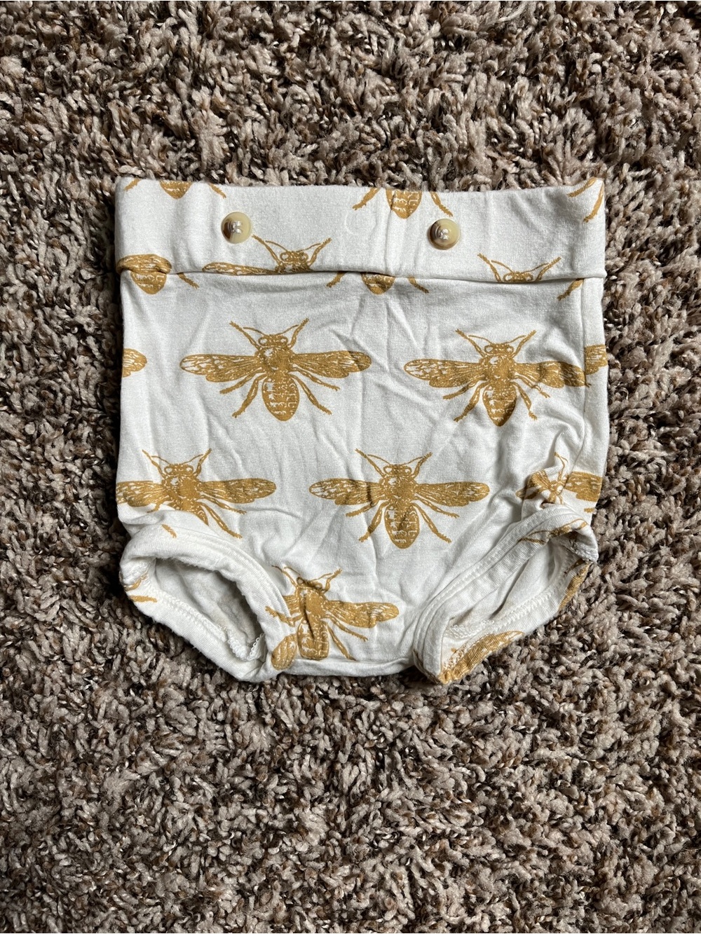 Kate Quinn Gold Bee Print Baby Bloomer Shorts - White